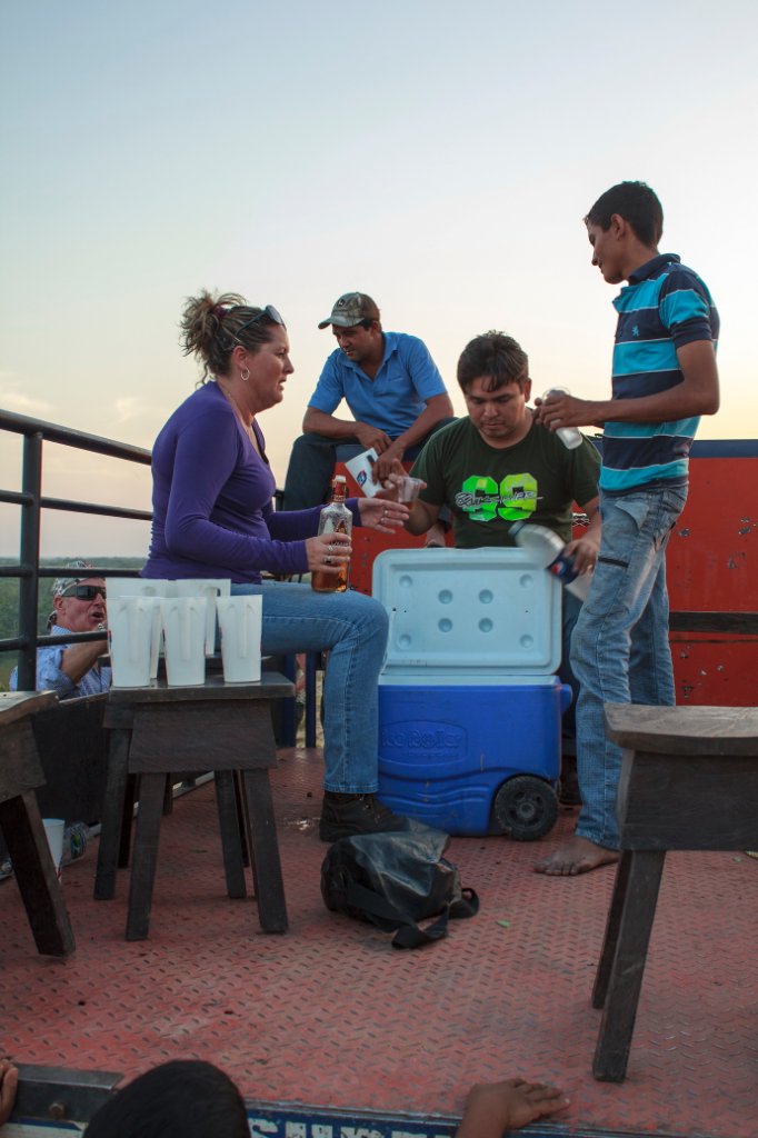 45-Happy hour in the llanos.jpg - Happy hour in the llanos